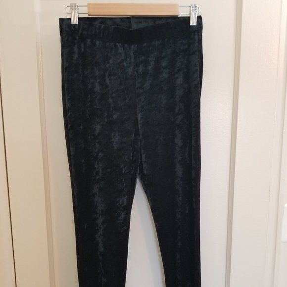 NWT Kendall & Kylie Black Velvet-like Leggings size M - Picture 1 of 8
